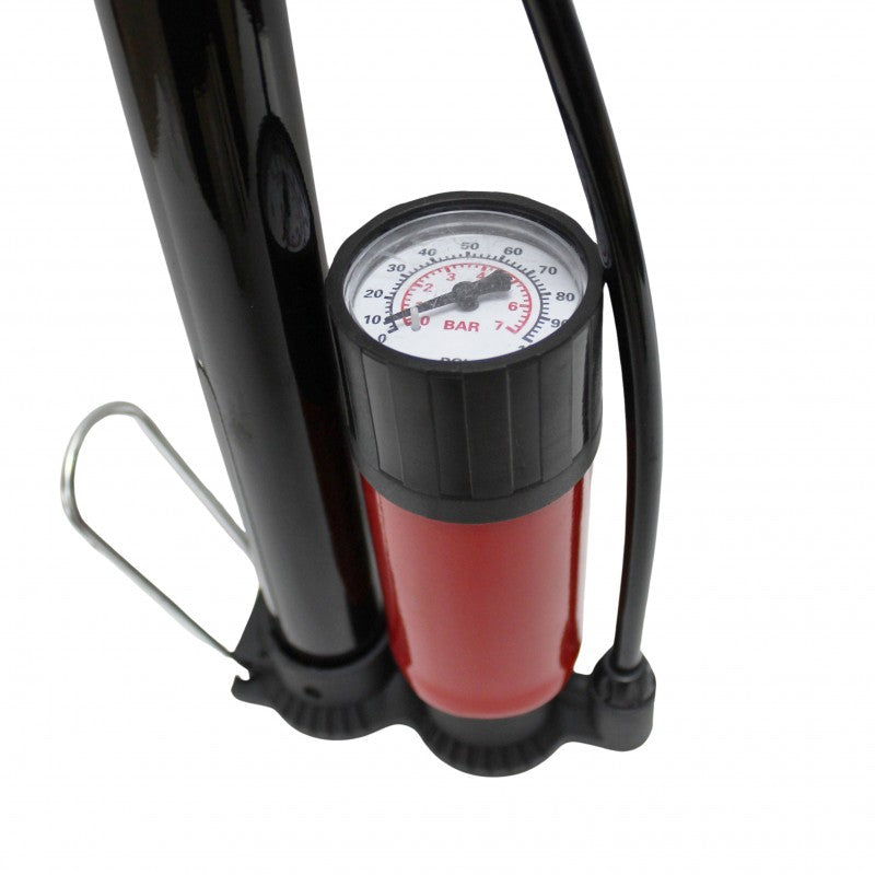 Foot pump with marker and accumulator